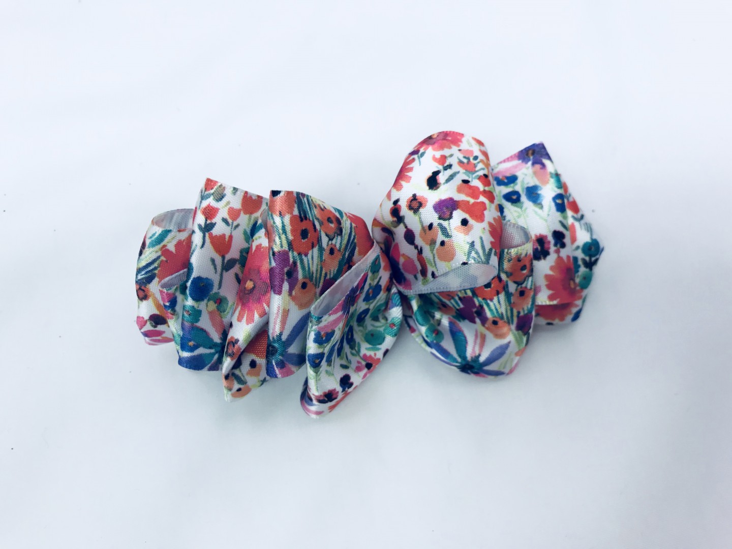 CHEE CHEE FLORAL BOW